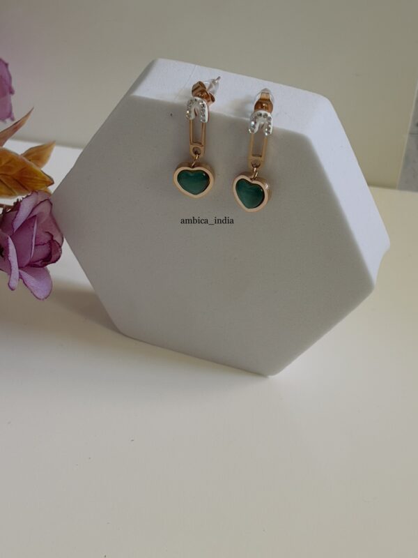 Green heart earrings