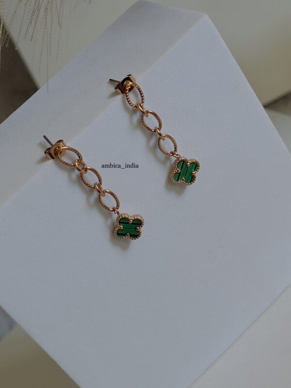 Green clover earrings