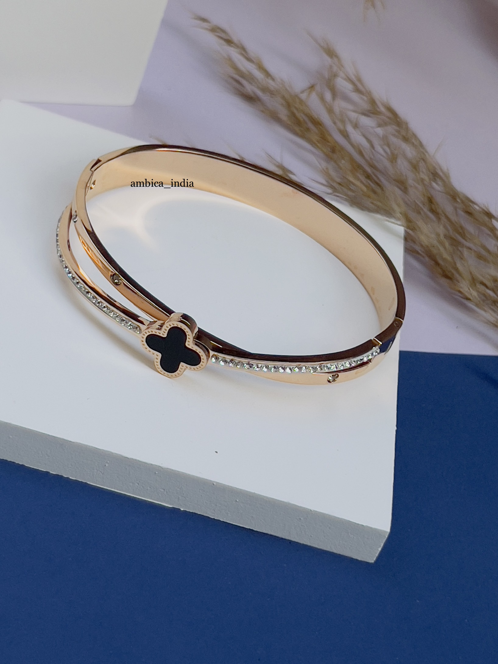 Infinity clover bracelet – Ambica