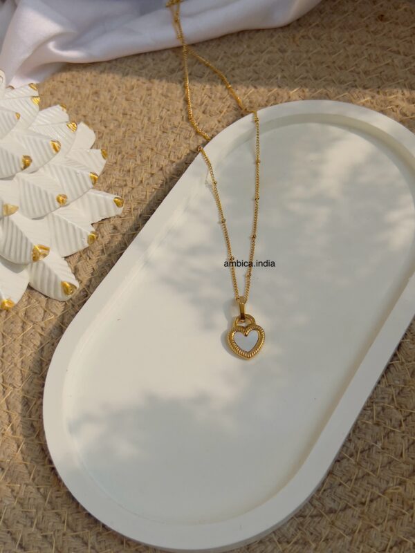 Heart reversible necklace 18k gold plated