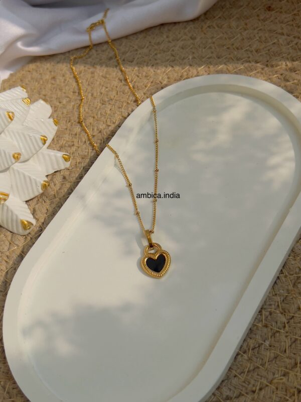 Heart reversible necklace 18k gold plated