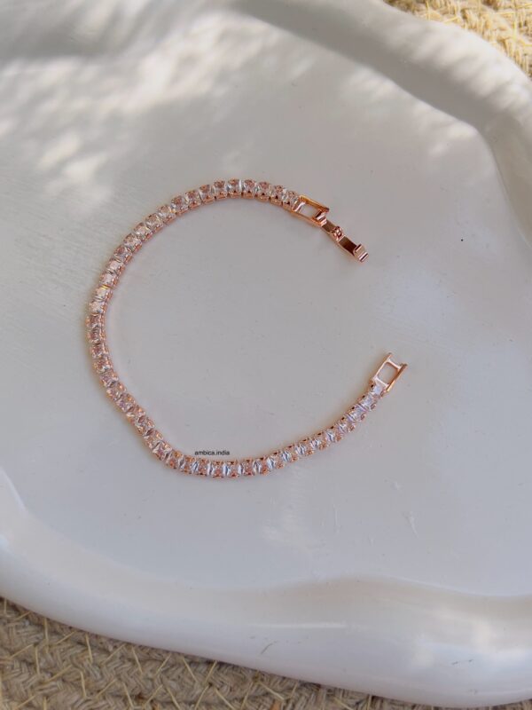 Square tennis bracelet rose gold plated