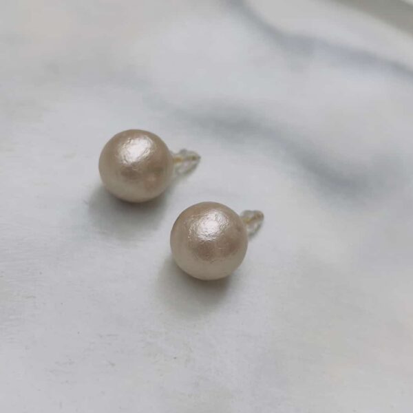 Pink pearl studs