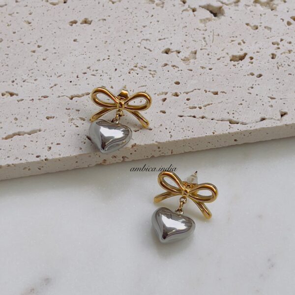 Bow with heart earrings (gunmetal grey)