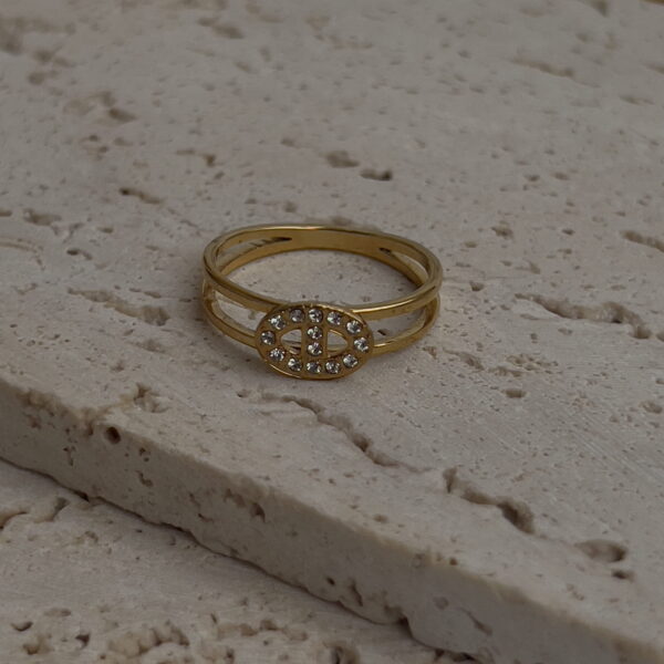 Dainty ring