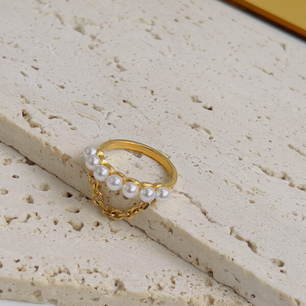 Pearl link chain ring