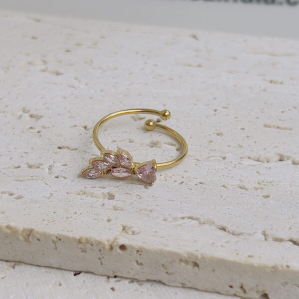 Leaf pink crystal ring