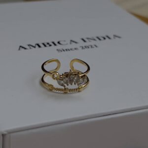 White crystal tiny leaf ring