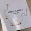 Heart with green crystal minimal bracelet