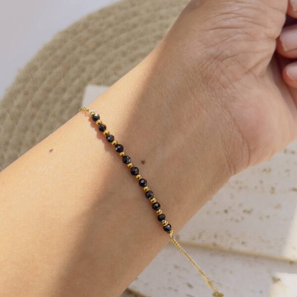 Black neutral stone beaded bracelet