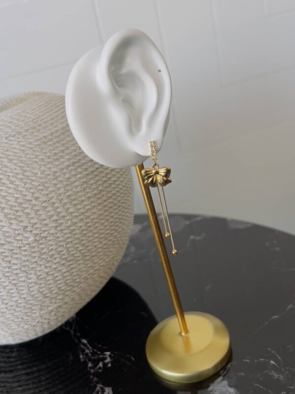 Bow earrings