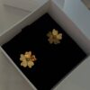 Flower earrings