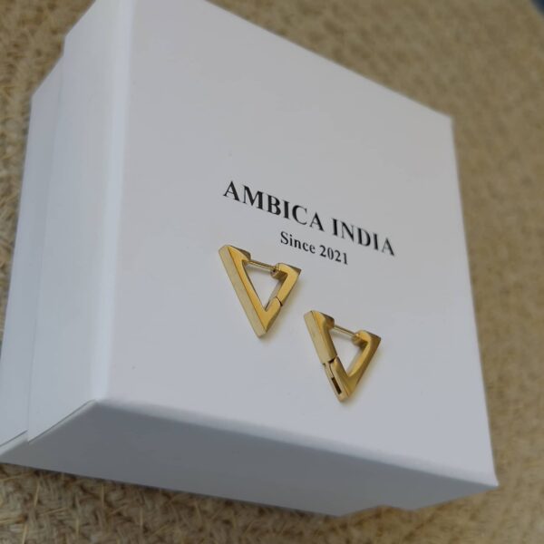 Triangle hoops
